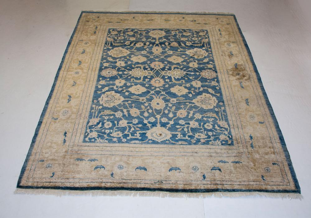 Sultanabad-Style Carpet (1 of 2)