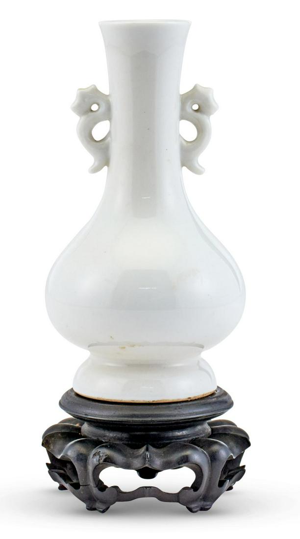 A Chinese Dehua Porcelain Vase (1 of 6)
