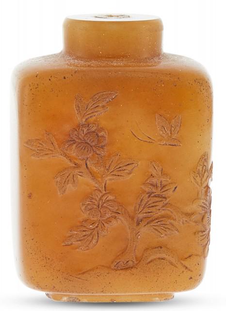 A Chinese Carved Shoushan Stone Snuff Bottle (1 of 5)