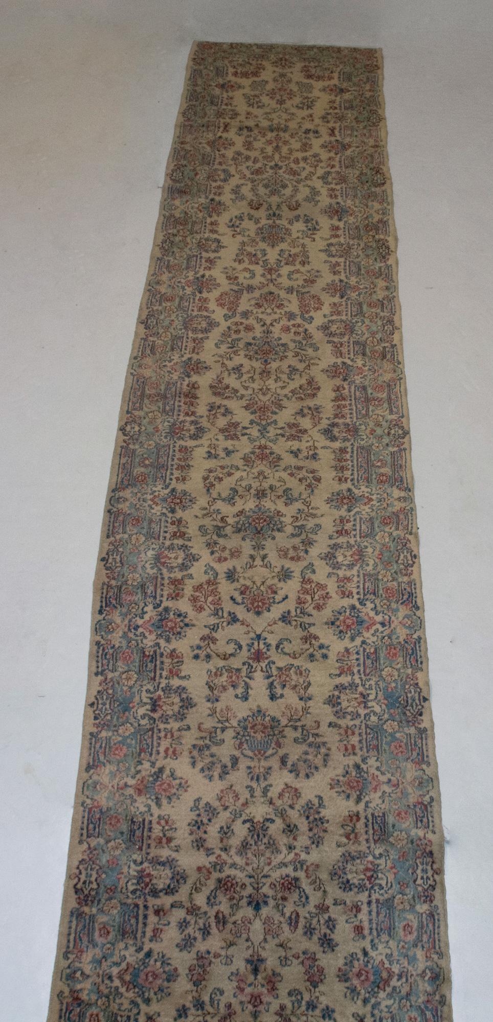 Kerman Runner (1 of 2)