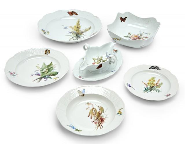 Meissen Porcelain Floral Decorated Partial Dinner Service (1 of 5)