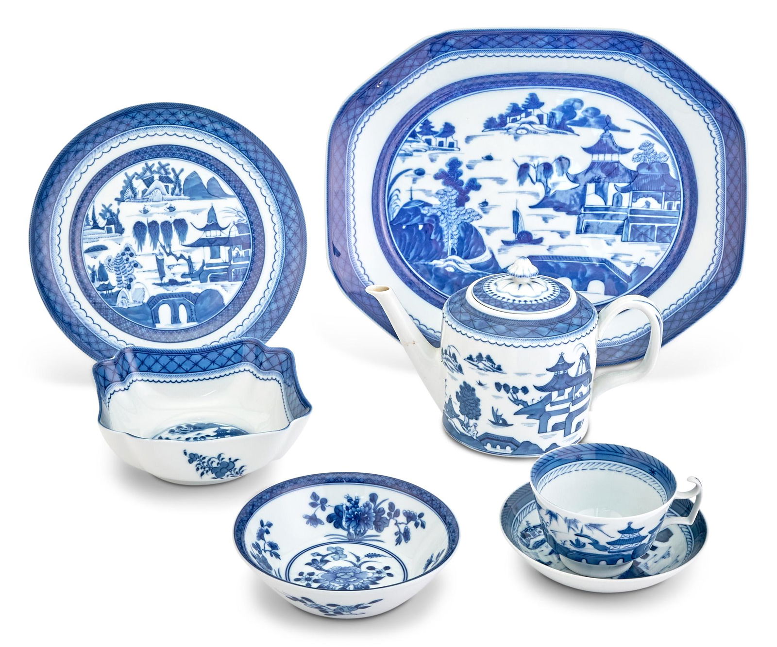 Mottahedeh Porcelain Blue Canton Pattern Table Service (1 of 3)