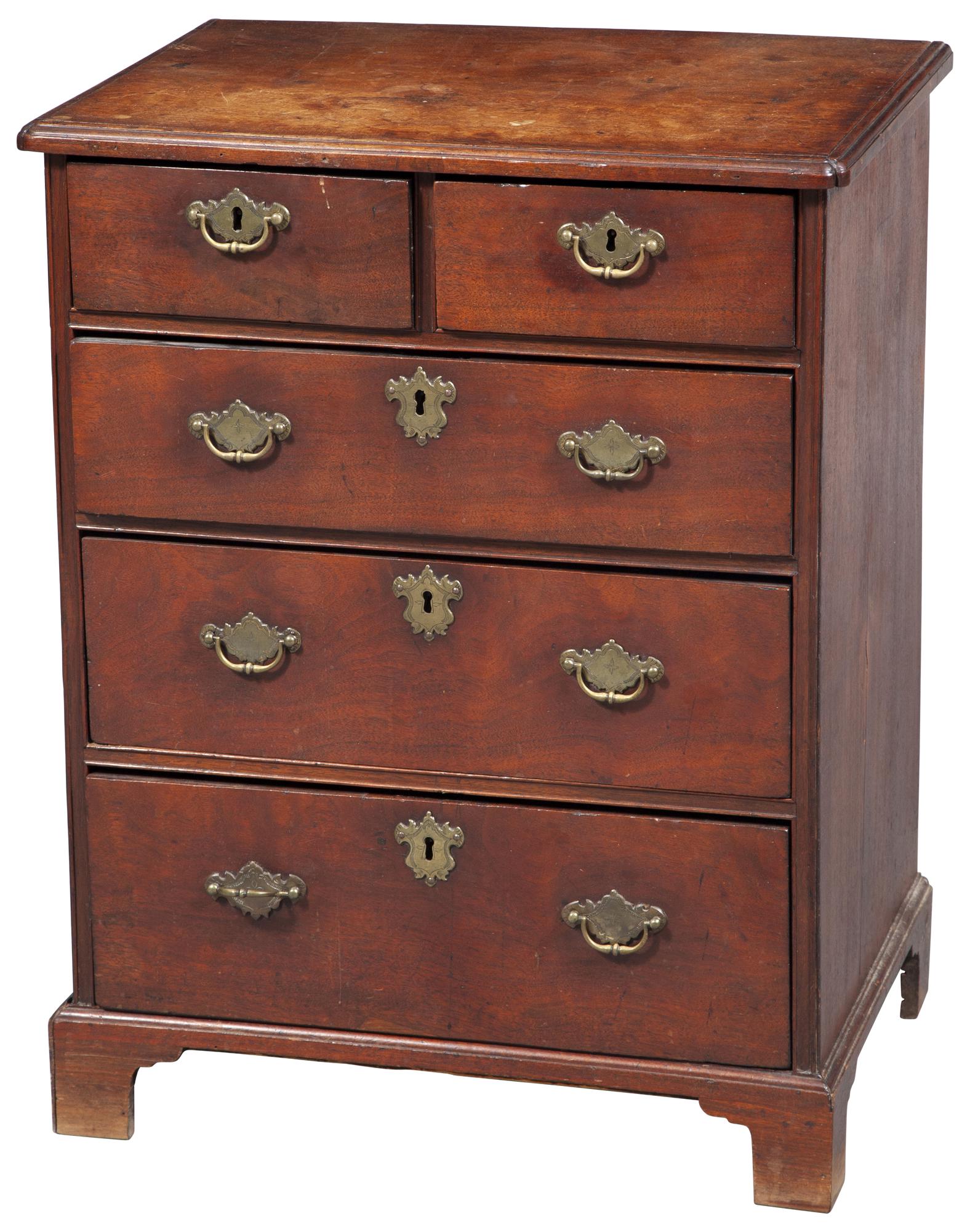 George II Walnut Small Chest of Drawers (1 of 5)