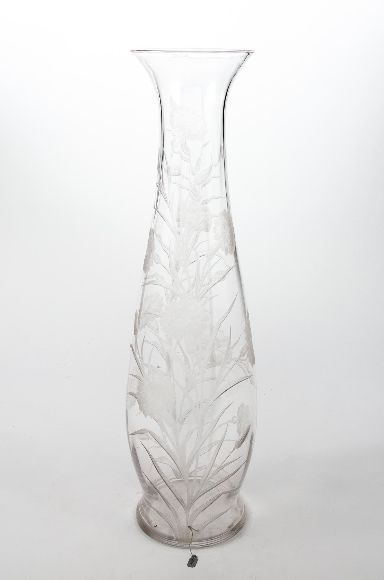 Large Victorian Acid-Etched Glass Vase Decorated with Flowers (1 of 4)