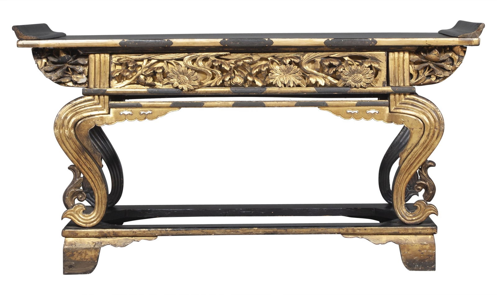A Japanese Parcel Gilt lacquered Altar Table (1 of 4)