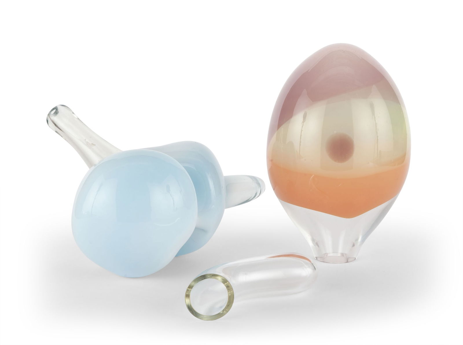 Two Marvin Lipofsky Blown Glass Sculptures 1970 and 1972: Comprising an example from the Leerdam Colour Series 1970, made in collaboration with Leerdert Van Der Linden for the Royal Leerdam Glass Factory in 1970, of abstract form, with an egg-shaped body, in