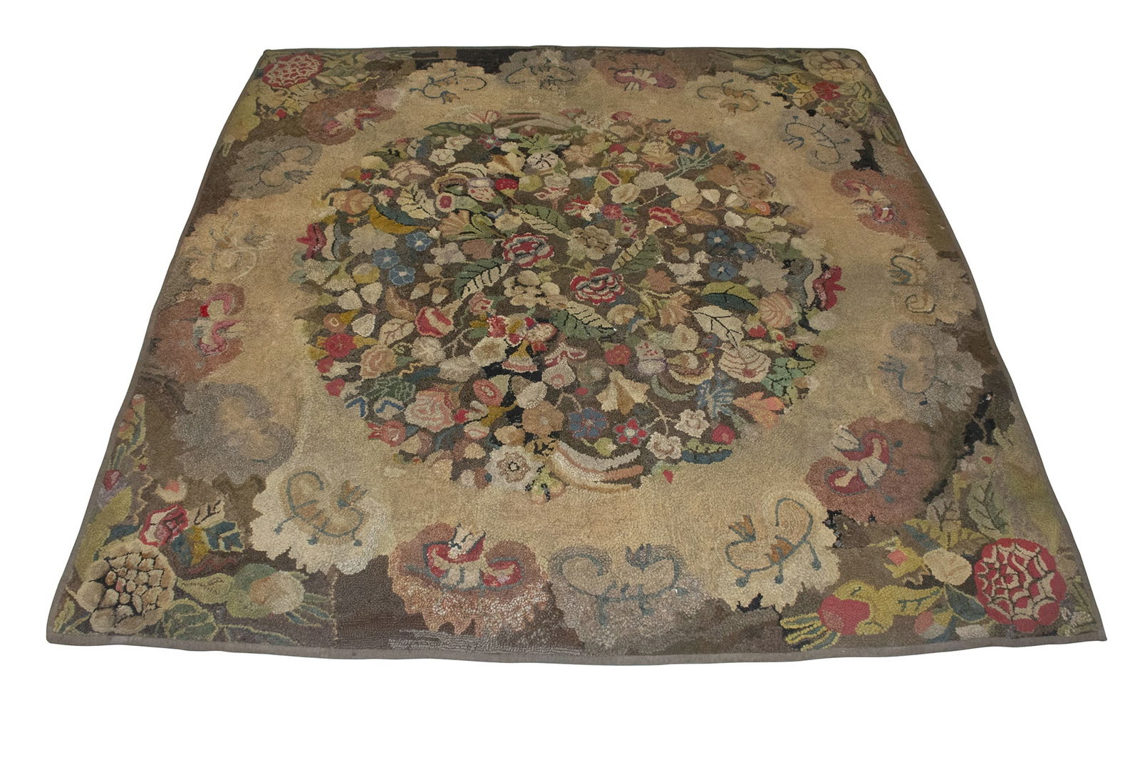 American Hooked Rug (1 of 2)