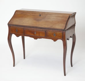 Louis XV Provincial Fruitwood Bureau en Pente Mid-18th century