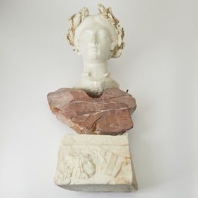 Italian Carved Marble Bust of a Woman Late 19th/early 20th century, Aristide Petrilli (1868-1930)