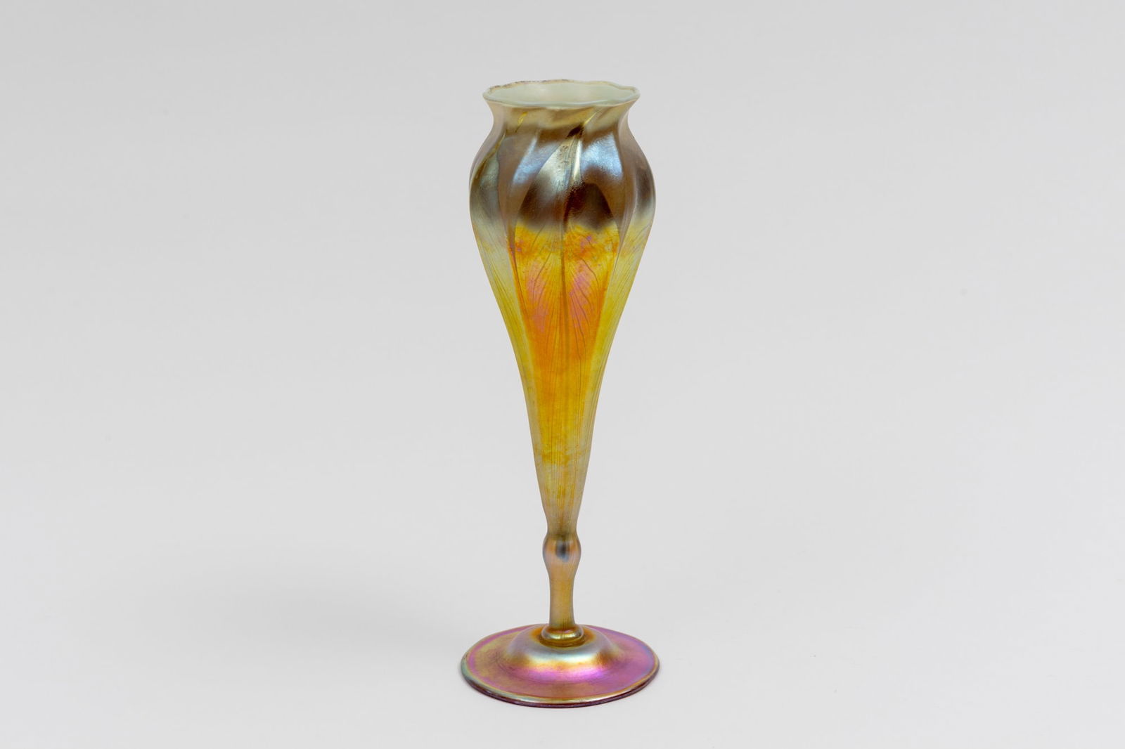 Tiffany Gold Favrile Glass Vase 1909 (1 of 2)