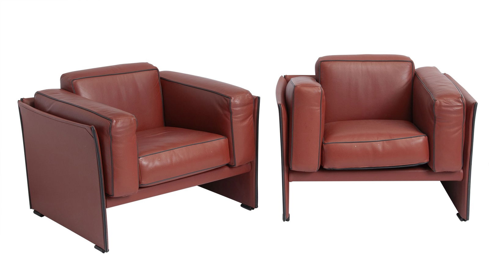 Pair of Mario Bellini for Cassina Leather Upholstered Armchairs Late 20th century (1 of 4)