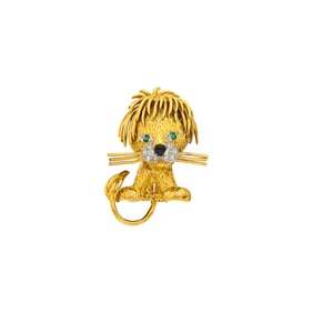Van Cleef & Arpels Gold, Diamond, Emerald and Black Enamel Lion Clip-Brooch, France