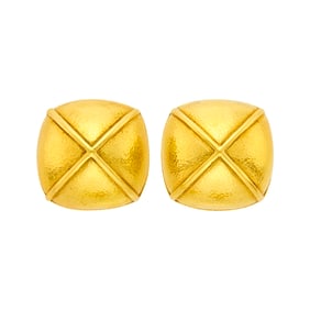 David Webb Pair of Hammered Gold Dome Earclips
