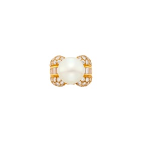 Mayors Gold, South Sea Cultured Pearl and Diamond Ring