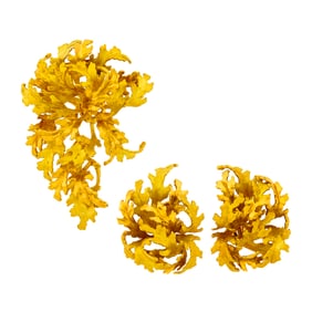 Gold Leaf Clip-Brooch and Pair of Earclips