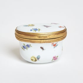 Meissen Porcelain Gilt-Bronze Mounted Oval Snuff-Box and Cover 19th Century