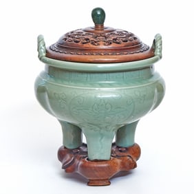 Chinese Longquan Celadon Tripod Censer and Cover Ming Dynasty