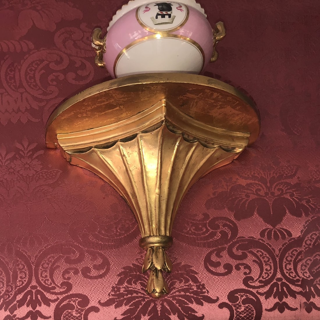 Pair of Regency Style Giltwood Wall Brackets (1 of 1)