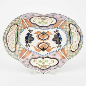 Derby Porcelain ‘Kylin’ Pattern Kidney-Shaped Dish