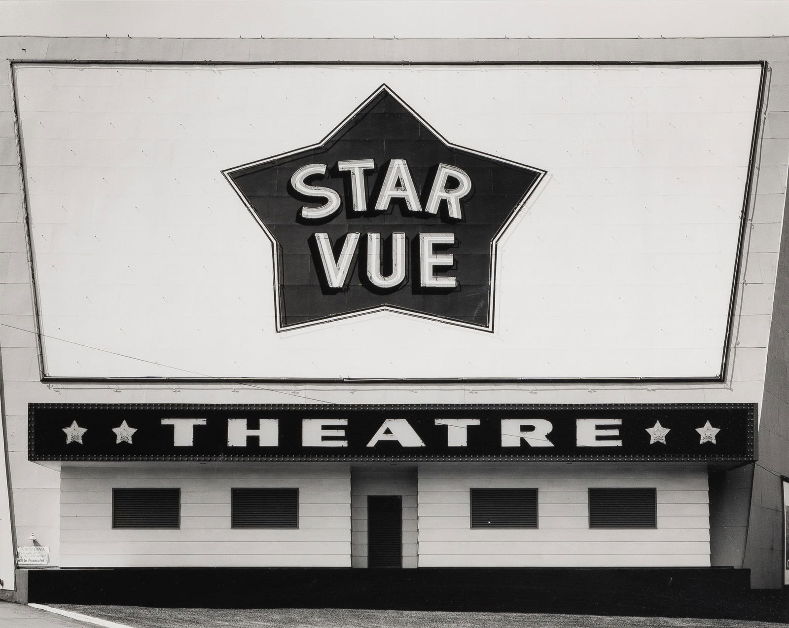 Jim Dow, Star Vue Theater, US 1, Cleveland, TN, 1973 (1 of 3)