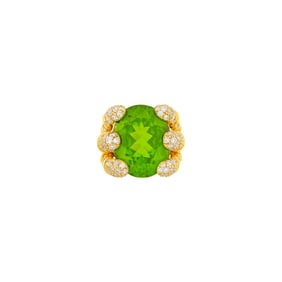 Verdura Gold, Peridot and Diamond 'Prince of Wales' Ring