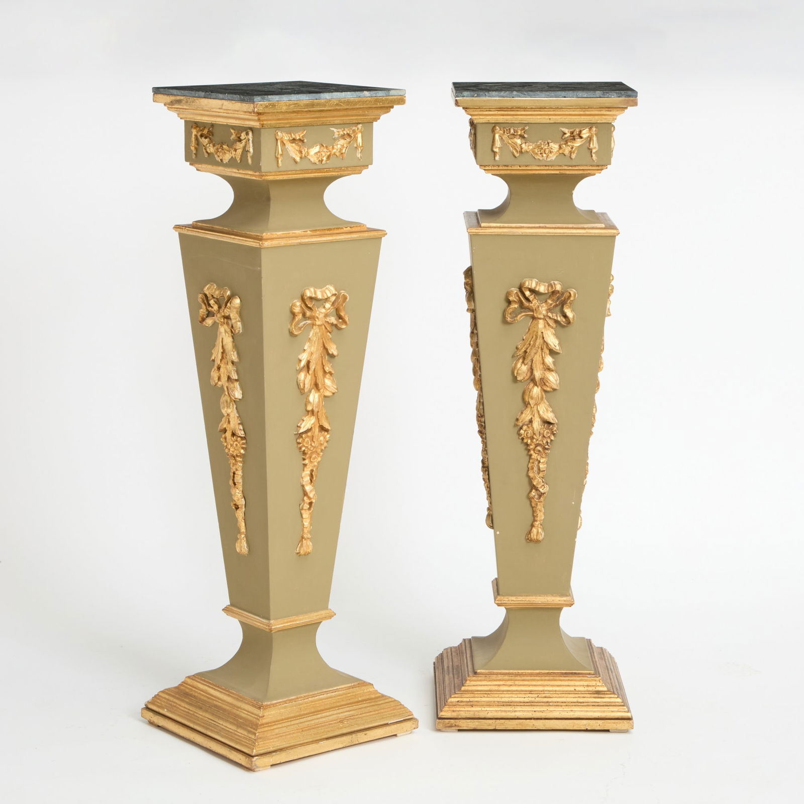 Pair of Italian Neoclassical Style Parcel-Gilt and Painted Wood Pedestals Late 20th century (1 of 4)