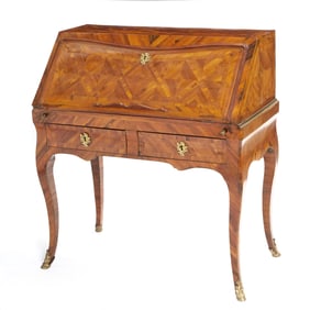Louis XV Gilt-Bronze and Brass-Mounted Kingwood Parquetry Bureau en Pente