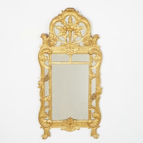 Northern Italian Carved Giltwood Mirror