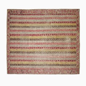 Ghiordes Carpet