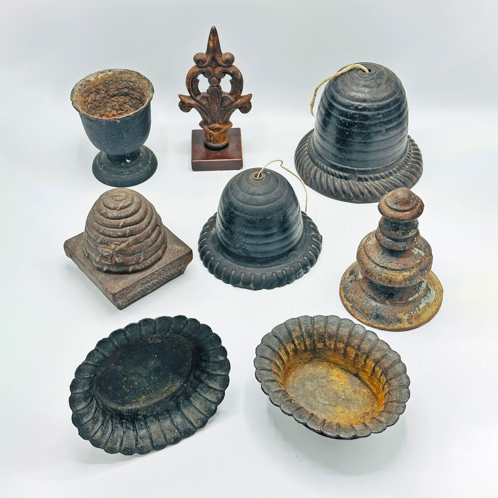 Group of Cast Iron and Metal Kitchen and Other Objects (1 of 11)