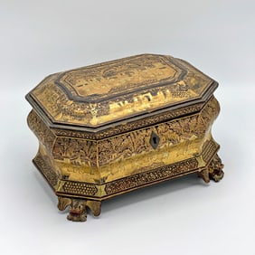 Chinese Export Black Lacquered and Gilt Tea Caddy