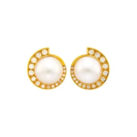 Tambetti Pair of Gold, Mabé Pearl and Diamond Earclips