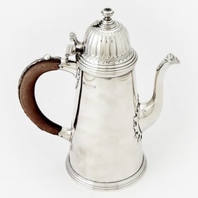Tiffany & Co. George I Style Sterling Silver Chocolate Pot London, 1987