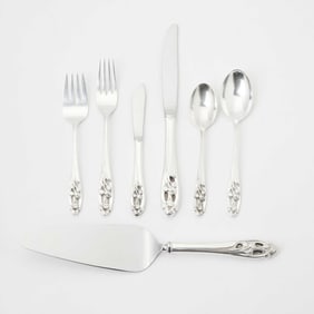 International Silver Co. Sterling Silver "Silver Iris" Pattern Flatware Service Pattern introduced