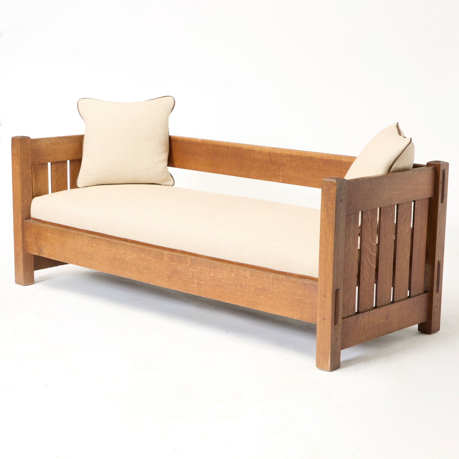 Gustav Stickley Oak and Upholstered Settee (1 of 4)