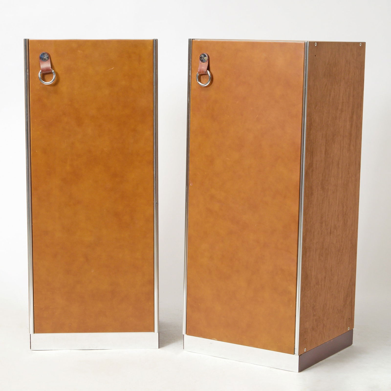 Pair of Guido Faleschini Chromed Metal and Leather Clad Wood "Mariani" Side Cabinets Late 20th: Height 57 inches, 23 1/2 inches, square.