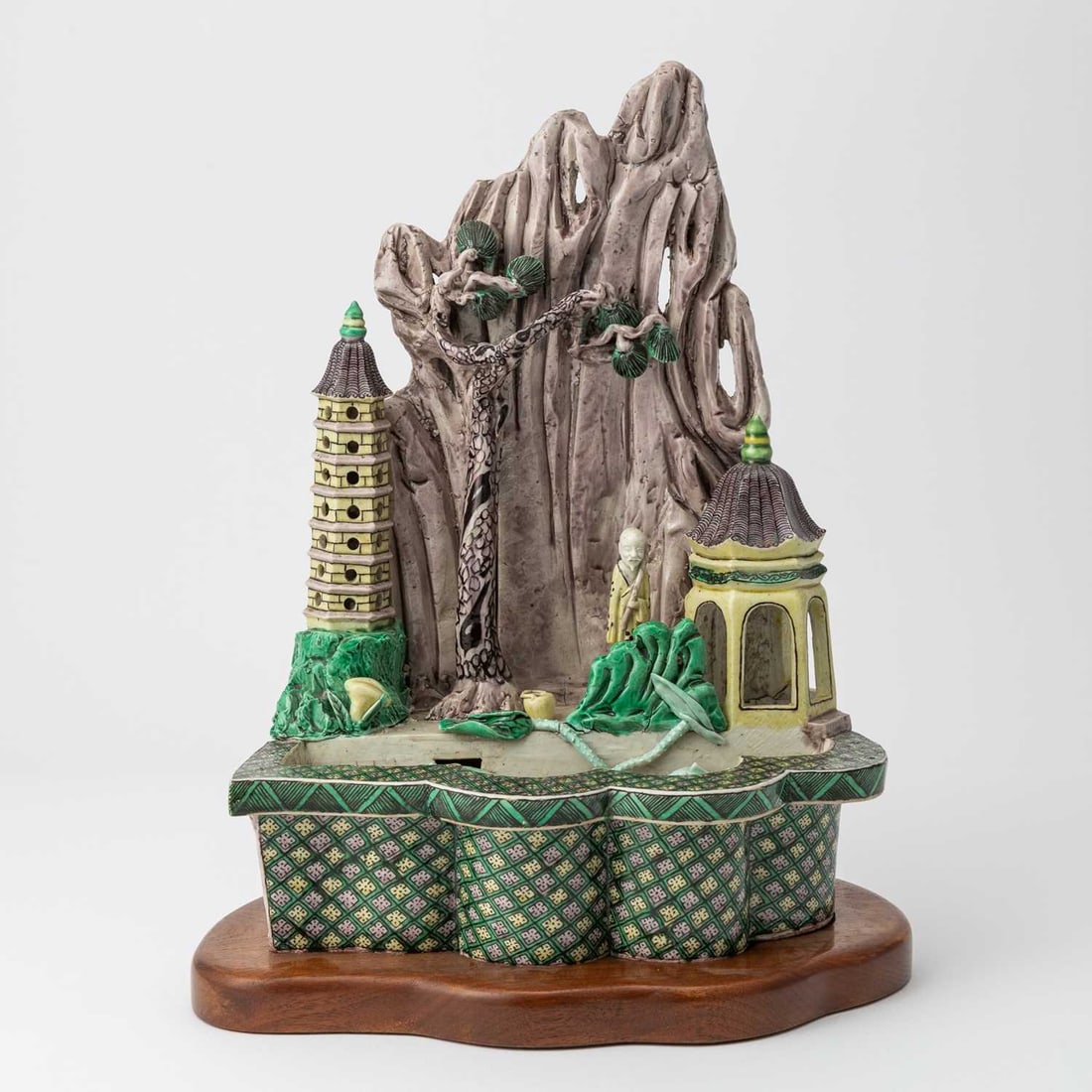 A Large Chinese Famille Verte Porcelain 'Mountain' Brush Washer Kangxi Period (1 of 5)