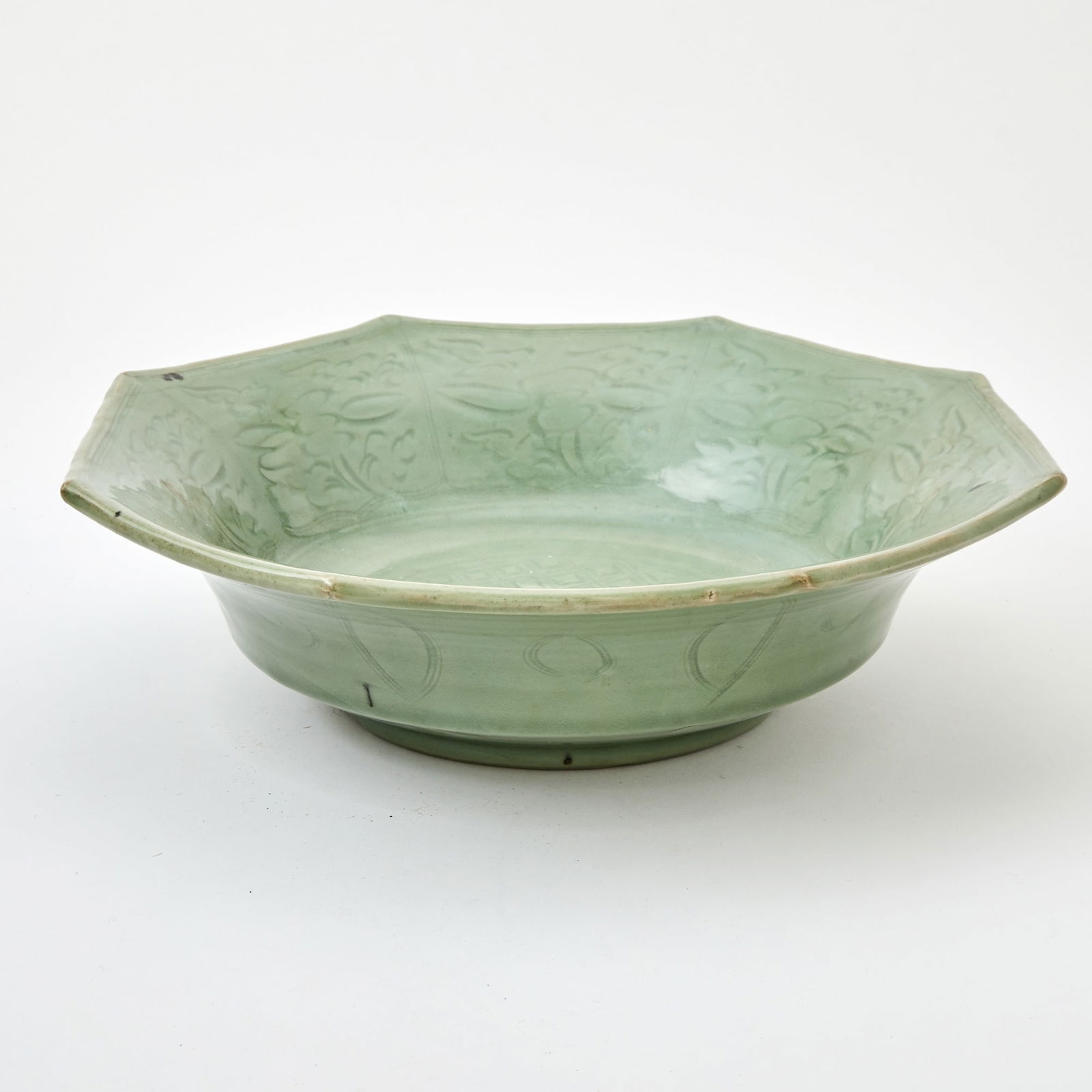 A Chinese Longquan Celadon Bowl Ming Dynasty (1 of 4)