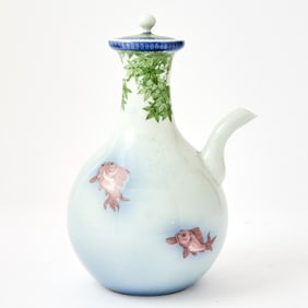 A Kozan-Style Japanese Enameled Porcelain Ewer and Cover Early 20th century