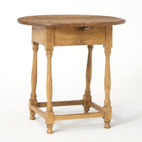 Queen Anne Yellow-Painted Oval Top Tap Table