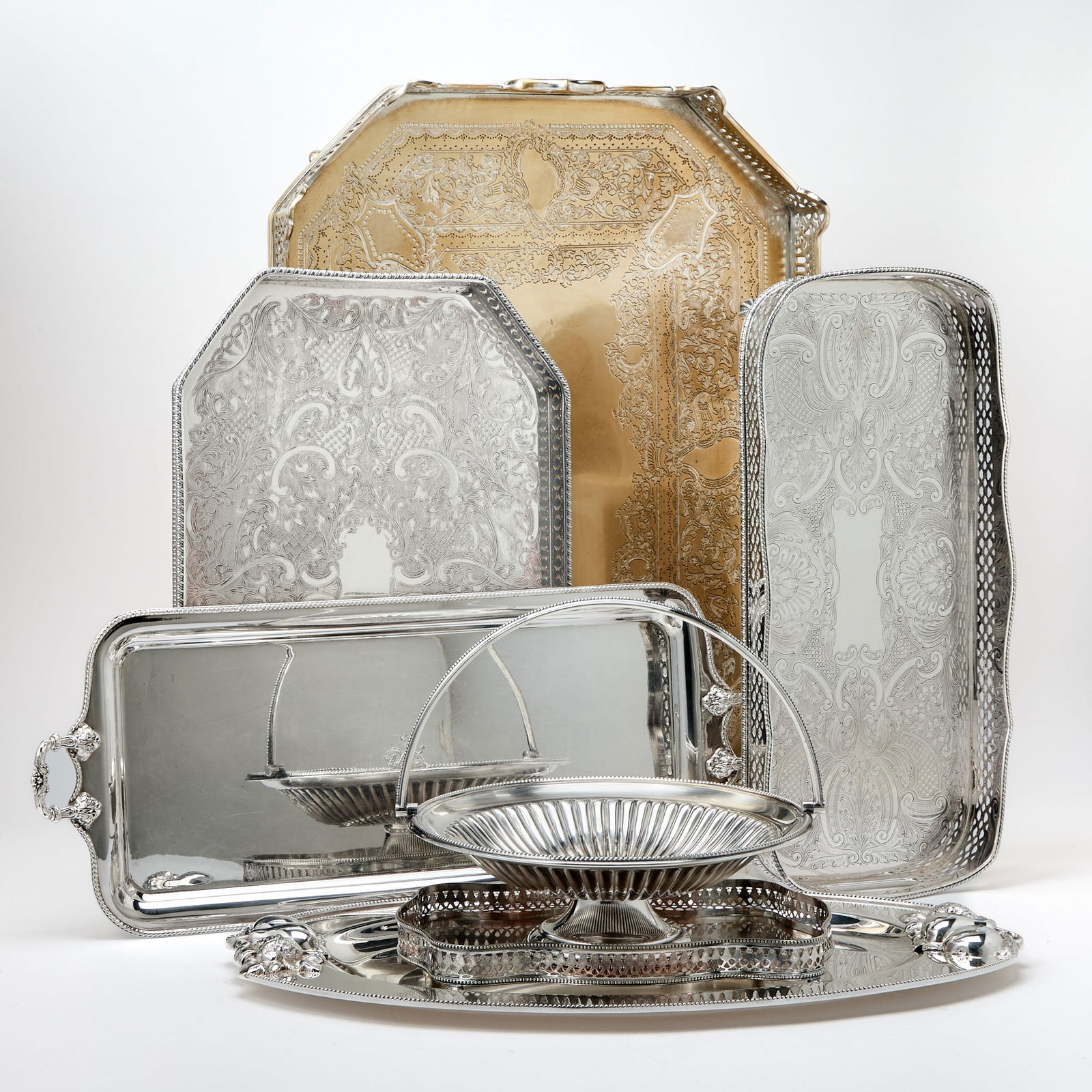 Group of Six Silver Plated Galleried Trays and Dishes (1 of 13)