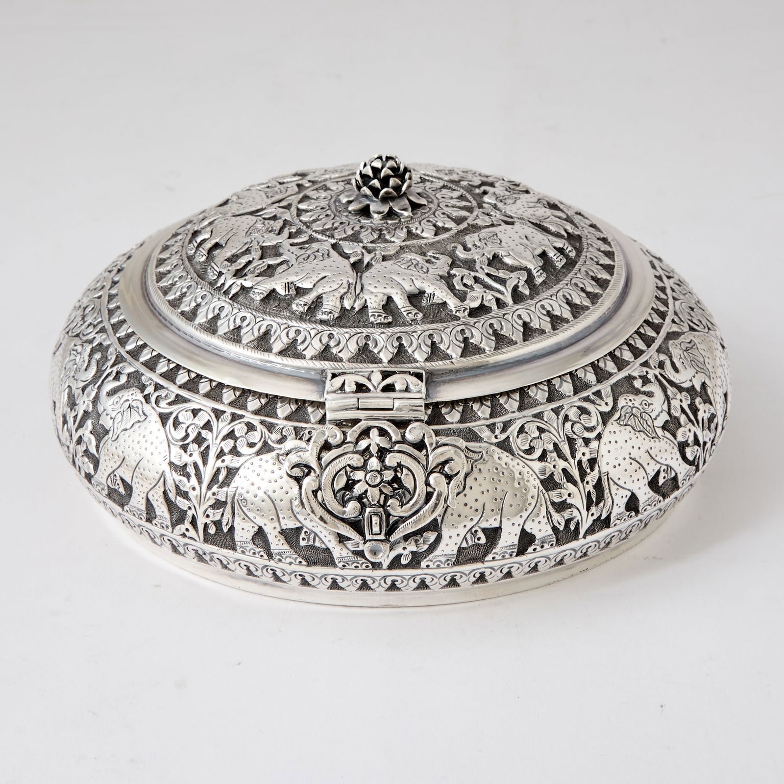 Indian Sterling Silver Covered Box (1 of 3)