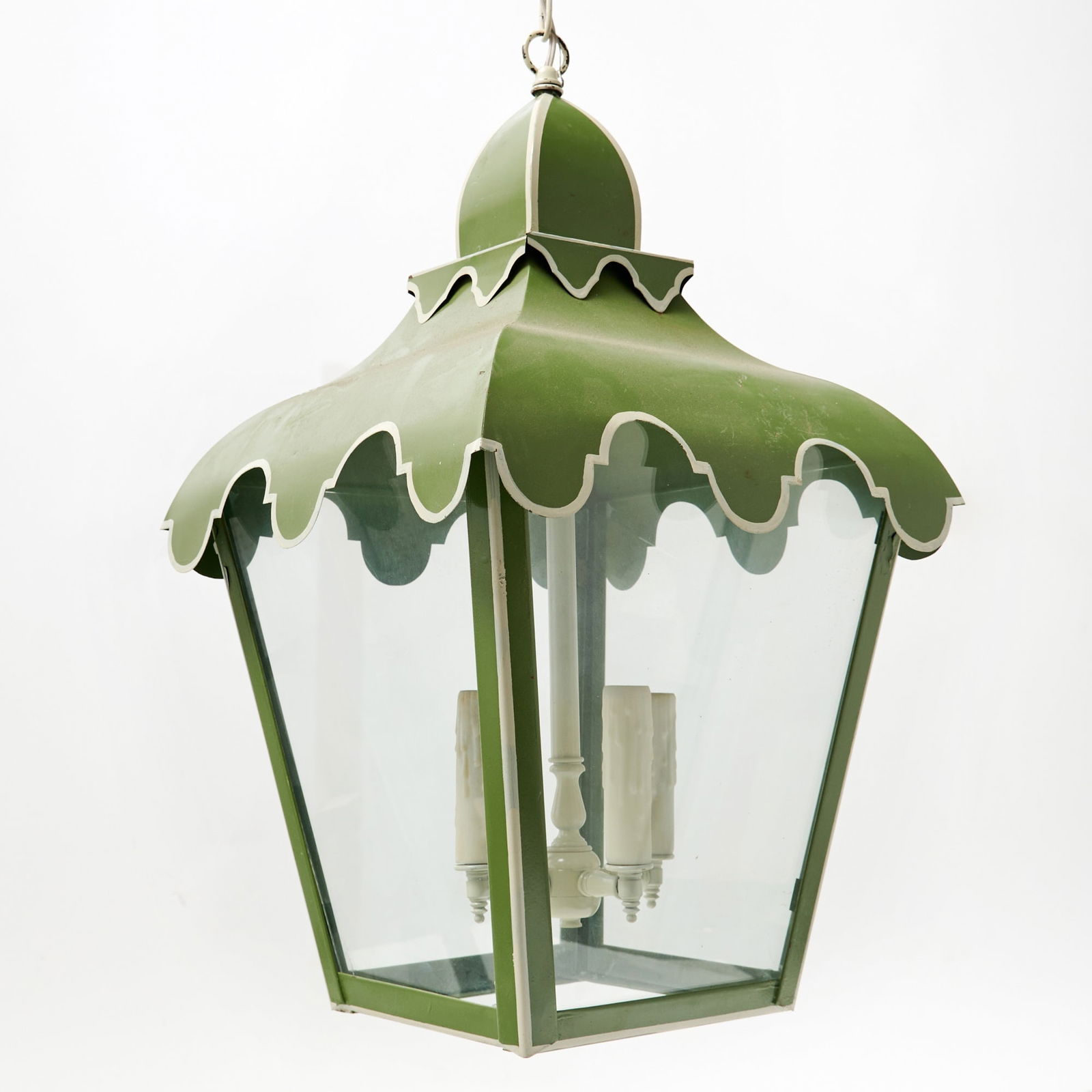 Chinese Style Painted Tôle Lantern (1 of 2)