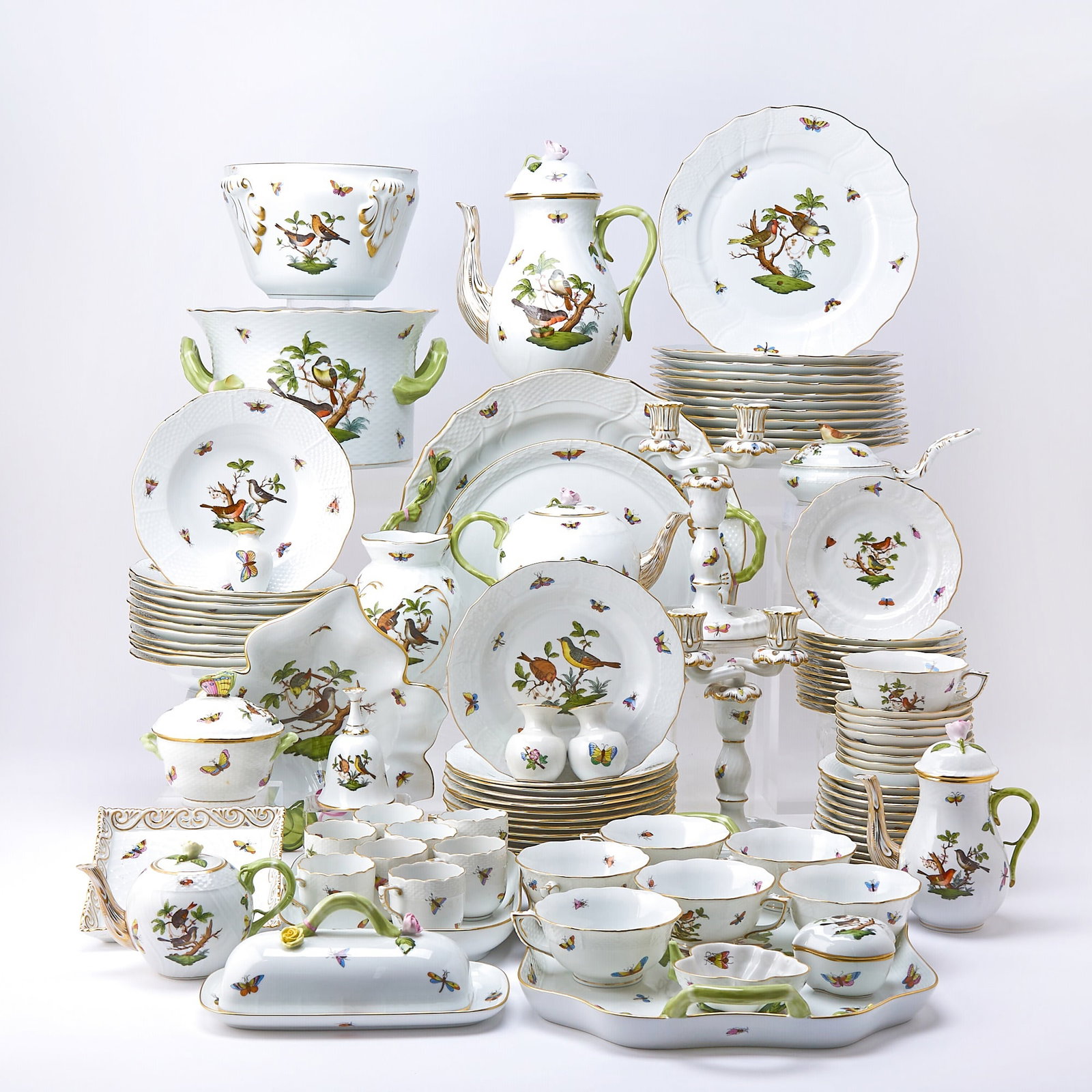 Herend Porcelain 'Rothschild Bird' Pattern Dinner service (1 of 9)