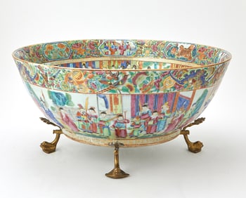 Exceptionally Large Chinese Rose Mandarin Porcelain Punchbowl