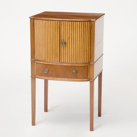 George III Satinwood Inlaid Mahogany Washstand
