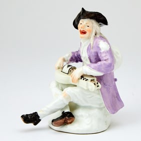 Fine Meissen Figure of a Strolling Minstrel, modeled by Johann Joachim Kaendler (1706-1775)