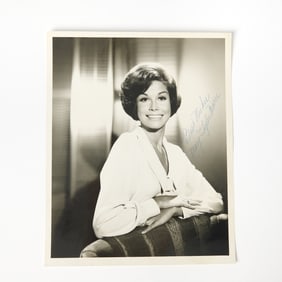 A photograph signed by Mary Tyler Moore
