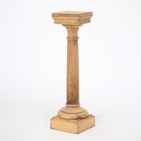 Pine Column Form Pedestal