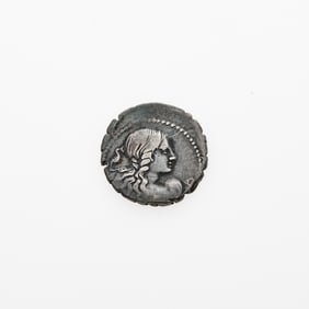 Q. Crepereius M.f. Rocus. c. 72 B.C.E. AR Denarius Serratus (3.55g, 18mm).